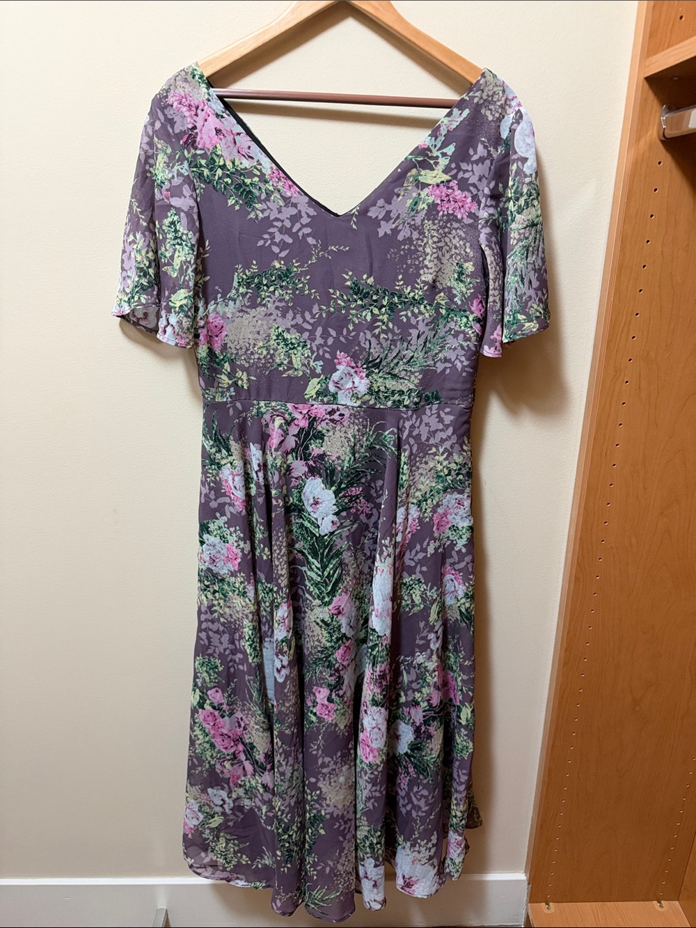 Rare Editions Lavender Floral V-Neck Midi Dress